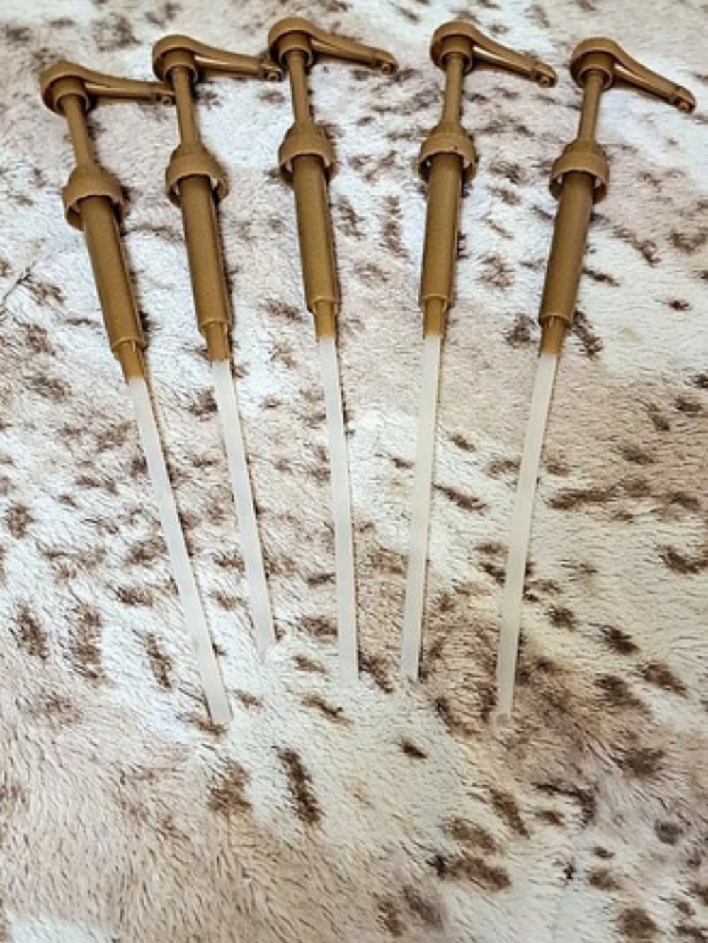 5 Syrup Pumps